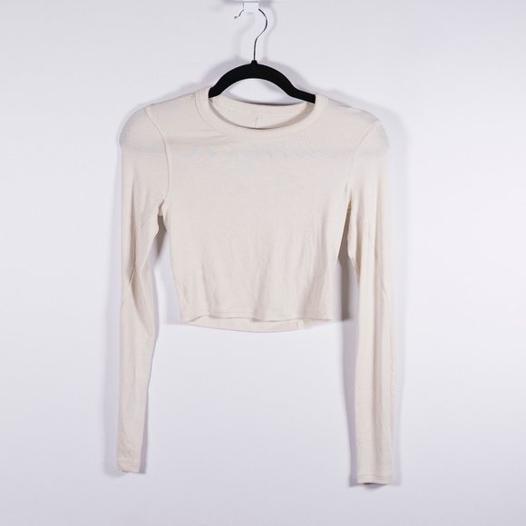 Lululemon Hold Tight Straight Hem Cropped Ribbed Long Sleeve Shirt Top Bone XS - Picture 1 of 3